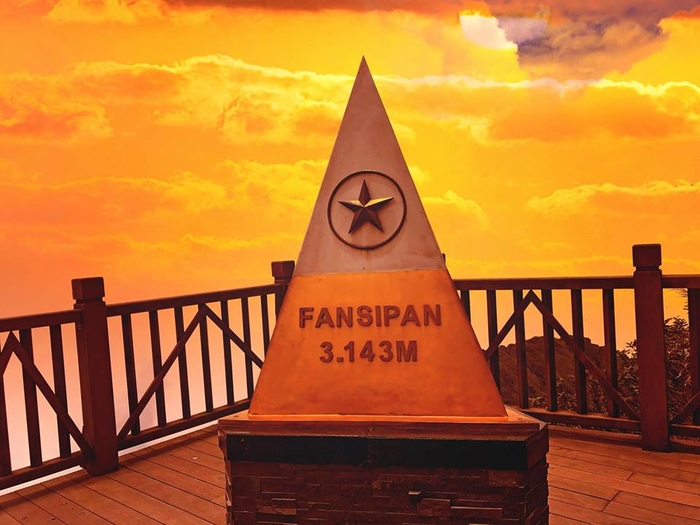 Đỉnh Fansipan - Nóc Nhà Đông Dương