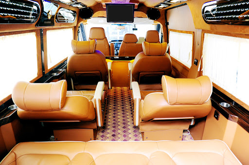 daily-limousine-di-sapa-3