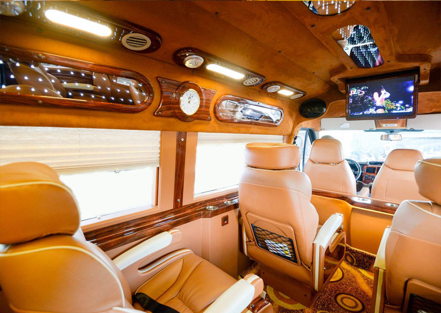 daily-limousine-di-sapa-4