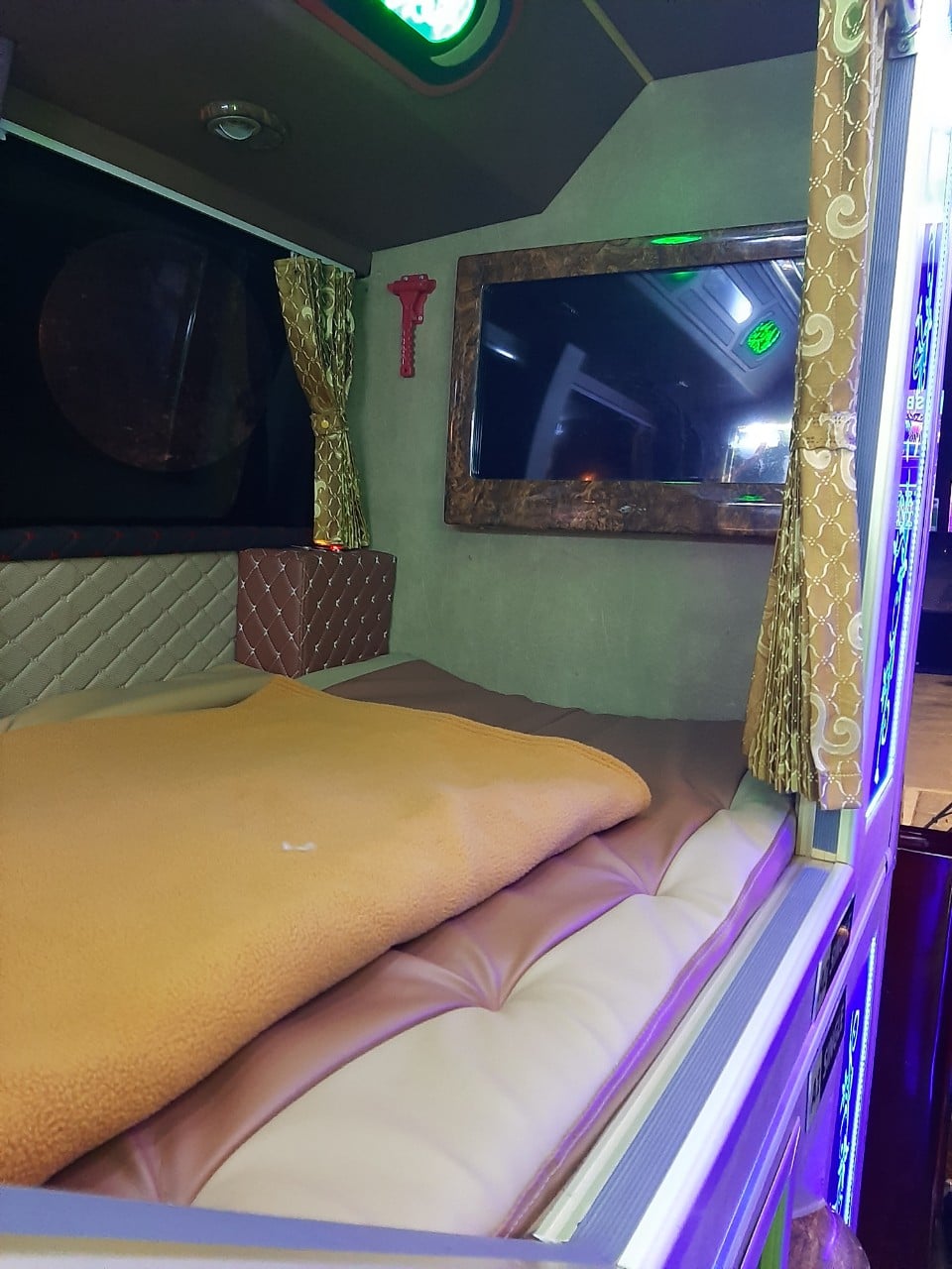 Hãng xe Sapa King Express - Không gian cabin riêng biệt 