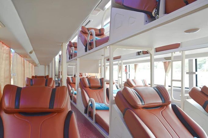 Hãng xe Fansipan Express Bus - Giường nằm rộng, sạch sẽ, thoải mái
